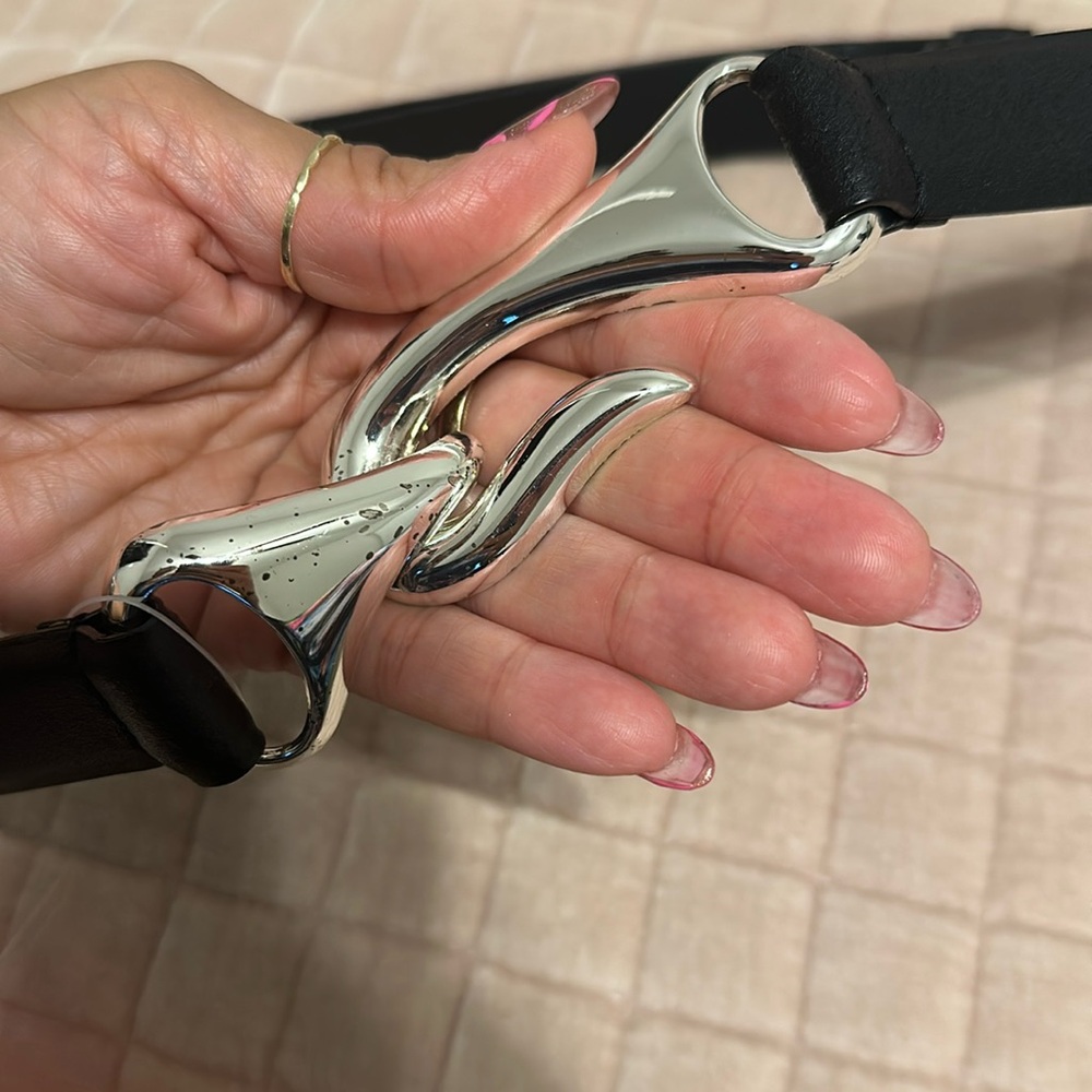 Like NEW !! Chico’s leather belt - Picture 5 of 7
